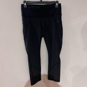 Athleta Stealth Trucool Sculptek Black Cropped Leggings